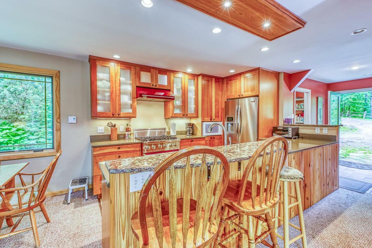 Sugarbush River Home Warren Экстерьер фото