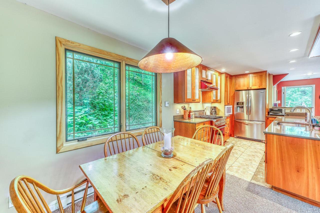 Sugarbush River Home Warren Экстерьер фото